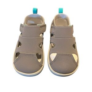 Ten Little summer sandals 7.5